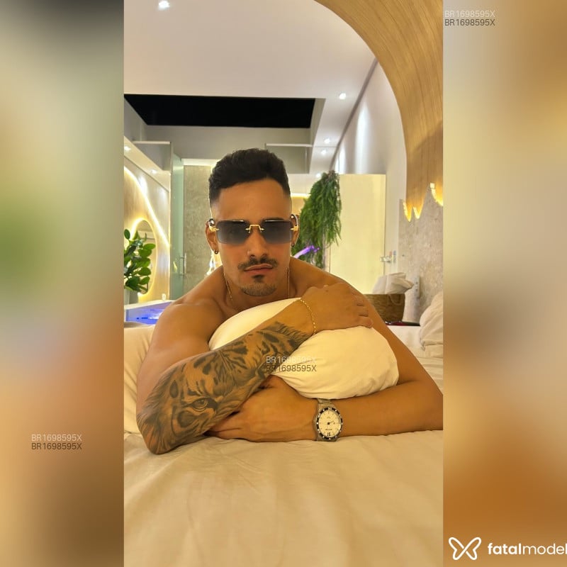 Acompanhante Guilherme - Feed