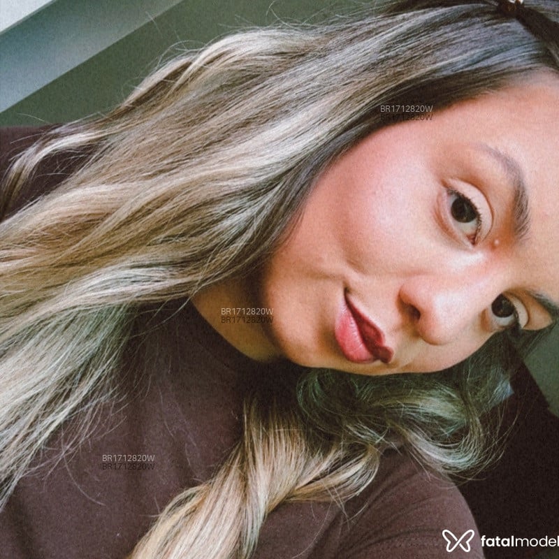 Acompanhante Caroline - Feed