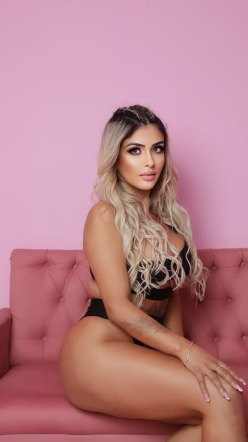 Acompanhante Luísa Andrade - Feed