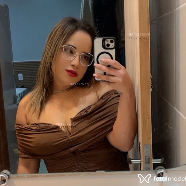 Acompanhante Agatha - Feed
