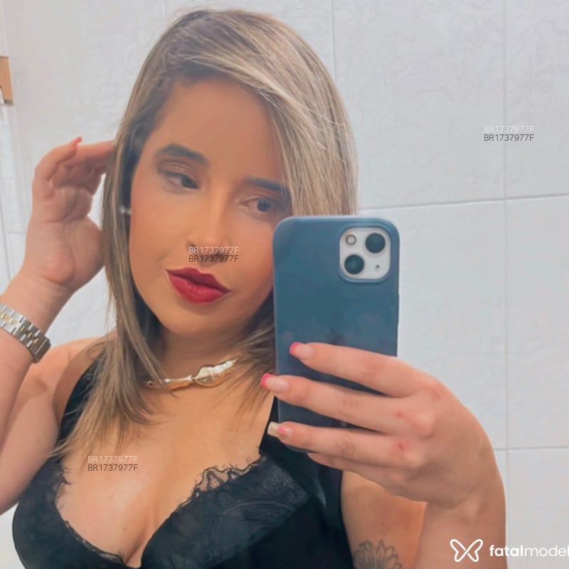 Acompanhante Agatha - Feed