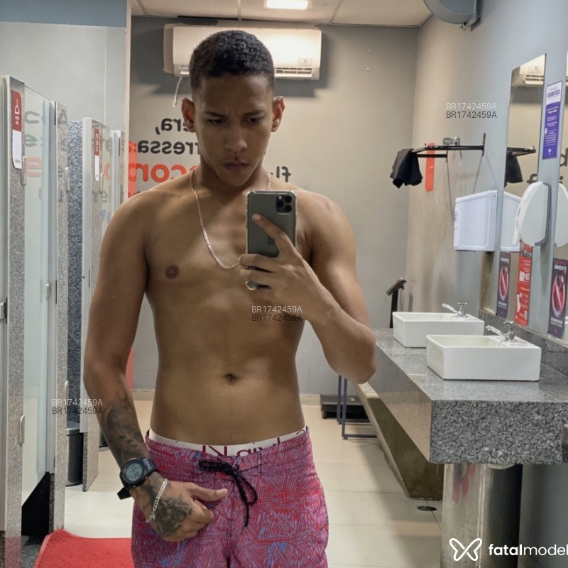 Acompanhante THIAGO - Feed