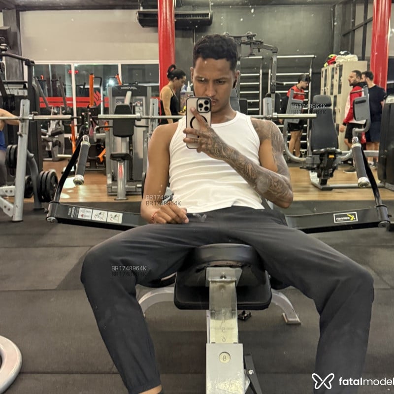 Acompanhante Guilherme Almeida - Feed