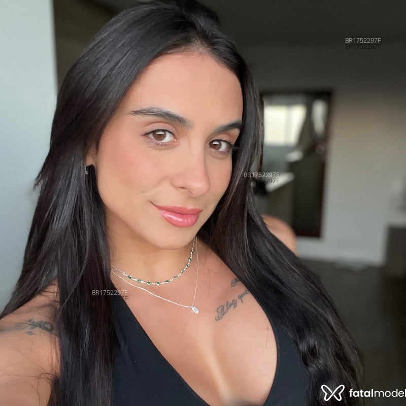 Acompanhante Babi Brito - Feed