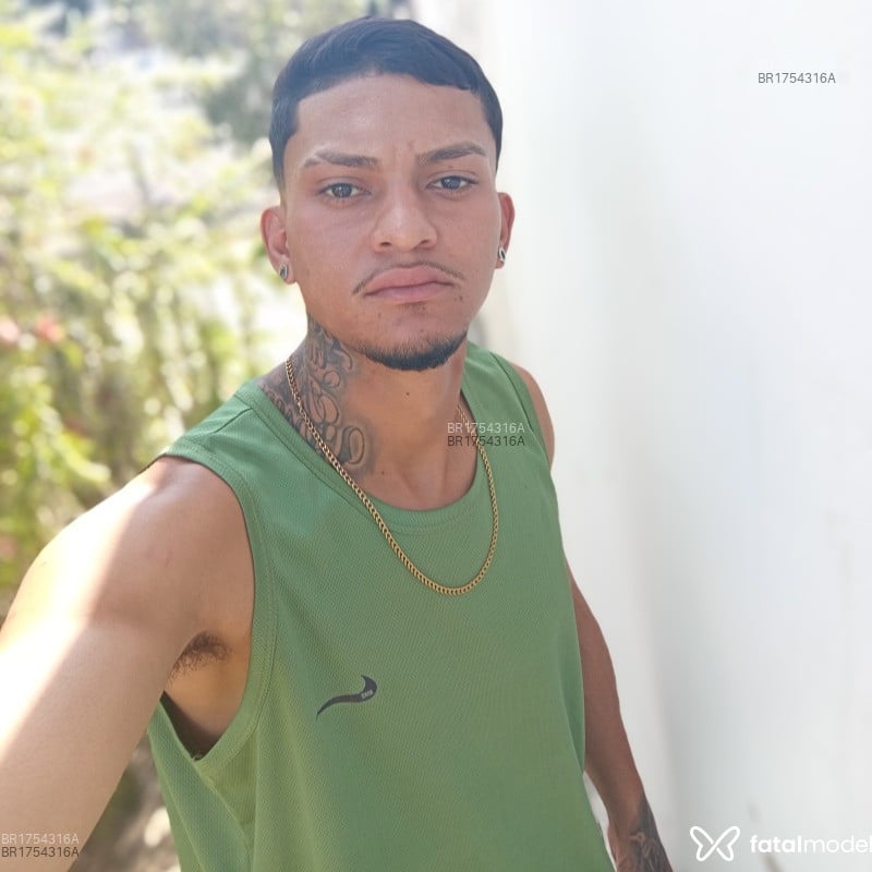Acompanhante João Victor - Feed
