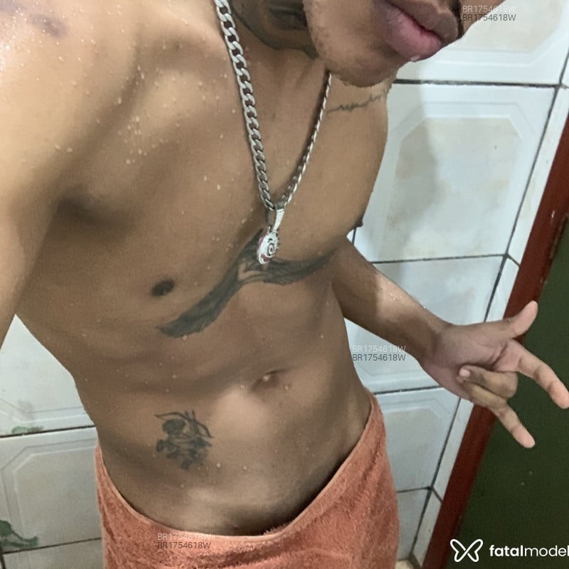 Acompanhante Rodrigo Vianna - Feed