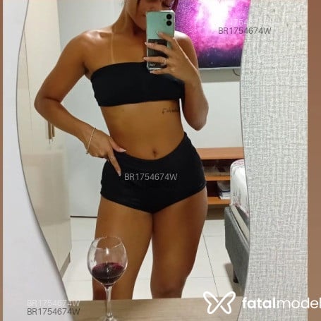 Acompanhante Lunna Prado - Feed