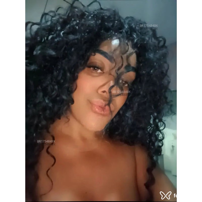 Acompanhante Karol Spichi - Feed