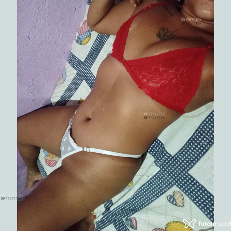 Acompanhante Anjiinha - Feed