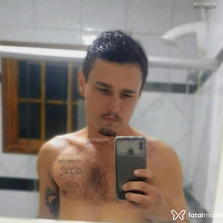 Acompanhante Heitor - Feed