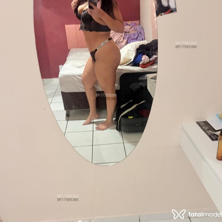 Acompanhante Morena - Feed
