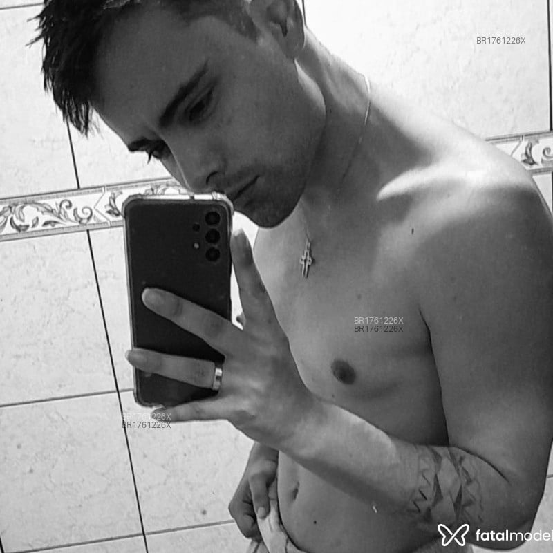 Acompanhante Karlaedione - Feed