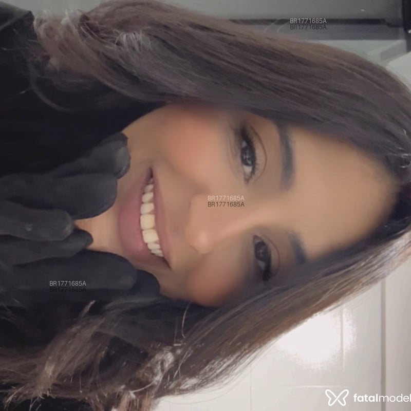 Acompanhante Vivi - Feed