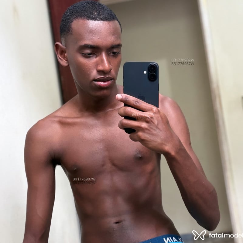 Acompanhante Guilherme - Feed