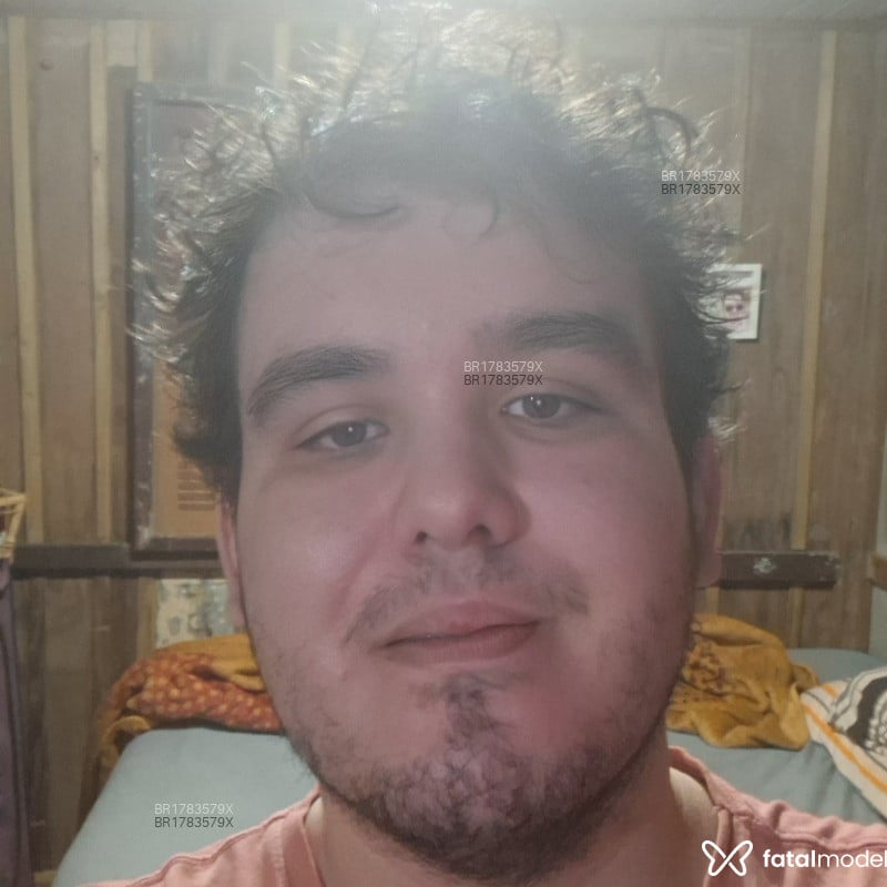 Acompanhante Ezequiel - Feed