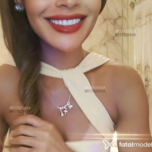 Acompanhante Julia Cecília - Feed