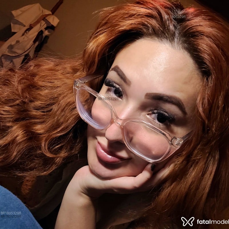 Acompanhante Aninha - Feed