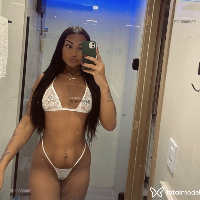 Acompanhante Jade Gomes - Feed