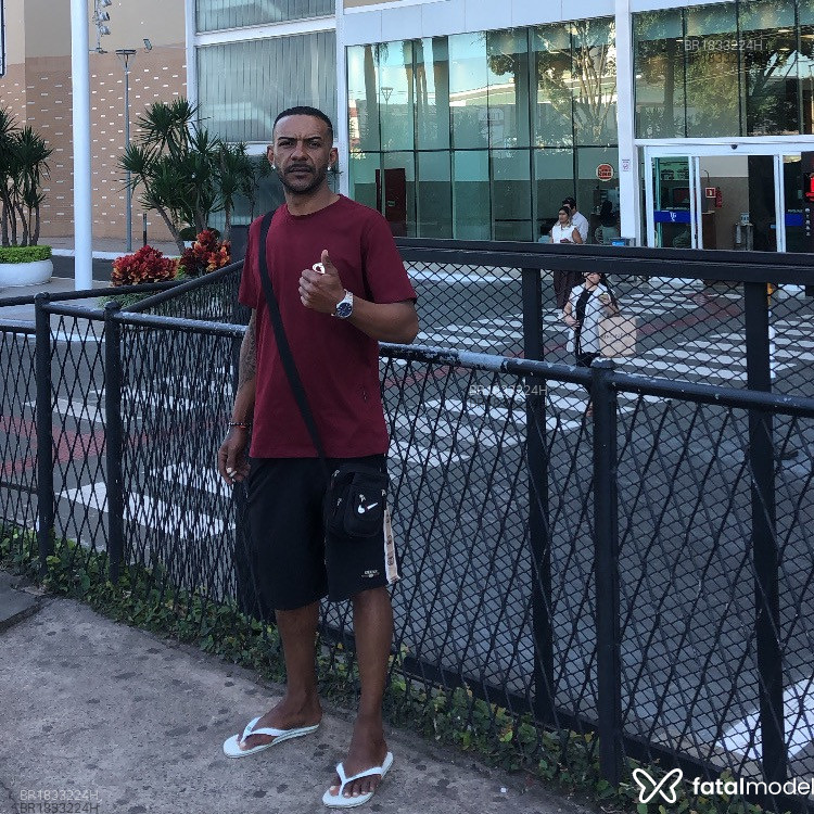Acompanhante Gustavo - Feed