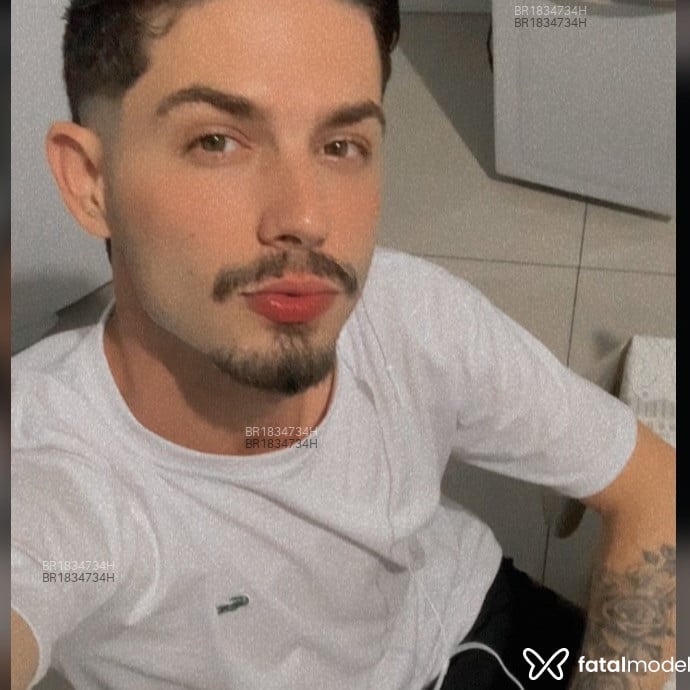 Acompanhante Kayky Couto - Feed
