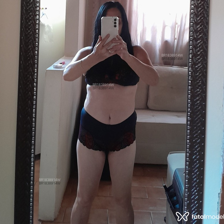 Acompanhante Morena - Feed