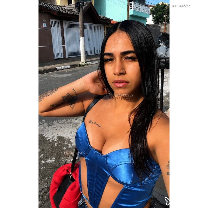 Acompanhante Sophia Oliveira - Feed
