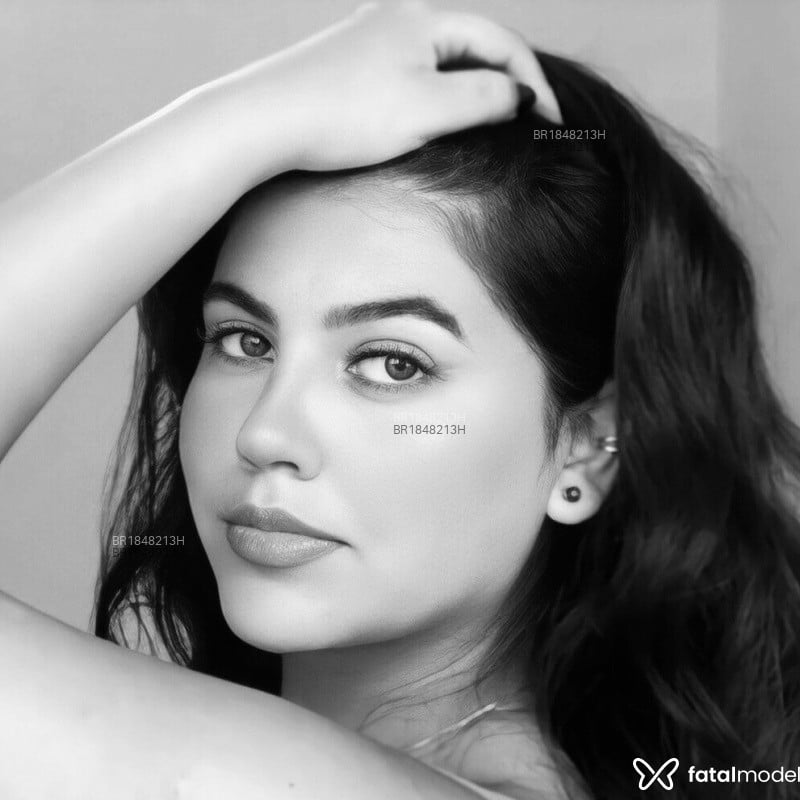Acompanhante Liz - Feed
