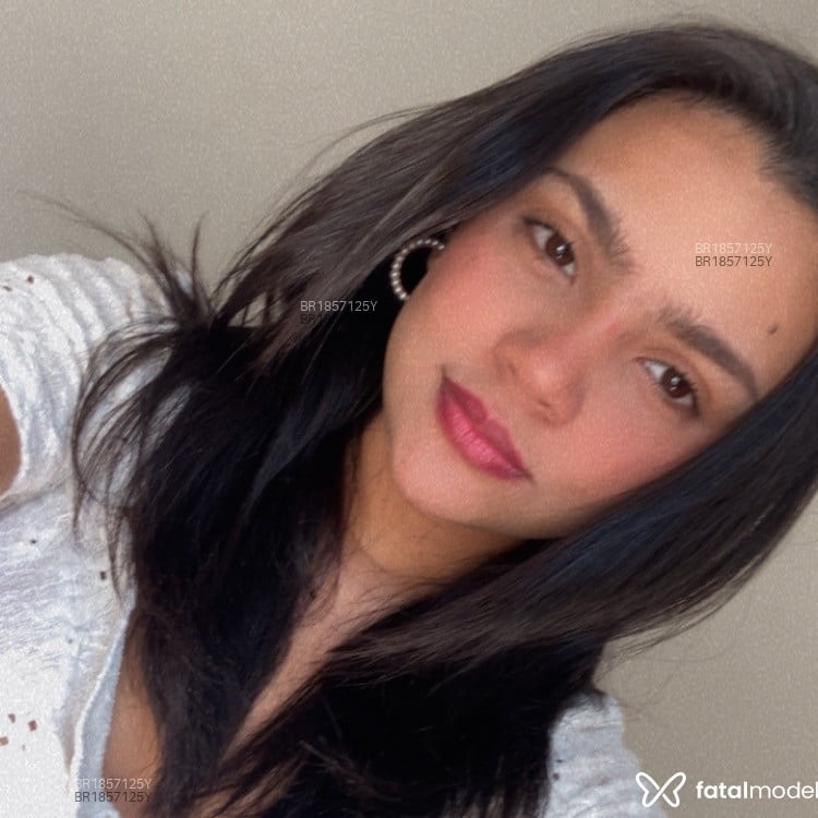 Acompanhante Luiza - Feed