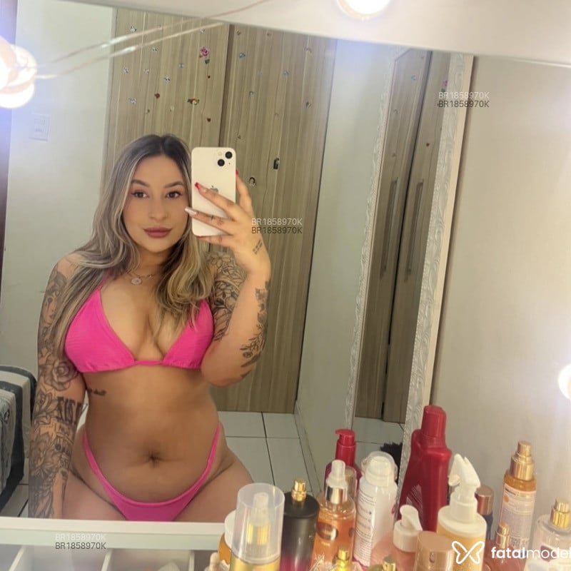 Acompanhante Luiza - Feed