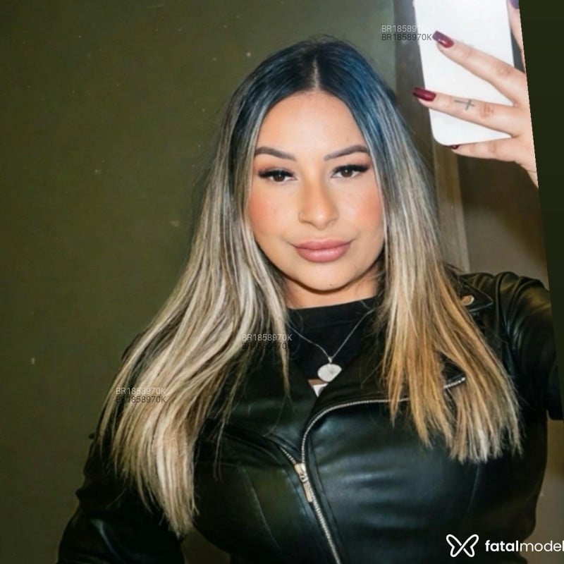 Acompanhante Luiza - Feed