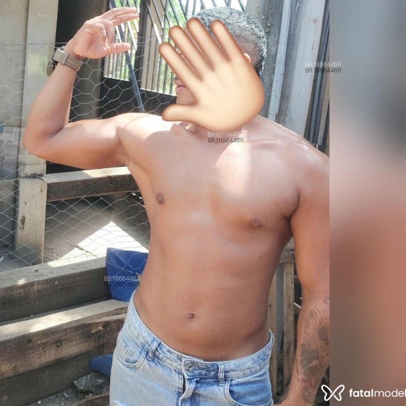Acompanhante Adão - Feed