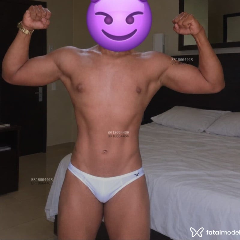 Acompanhante Adão - Feed