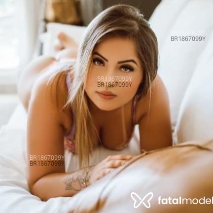 Acompanhante Isabelle - Feed