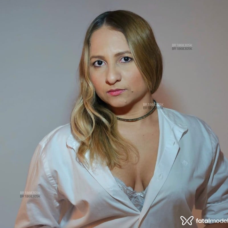 Acompanhante Karina - Feed