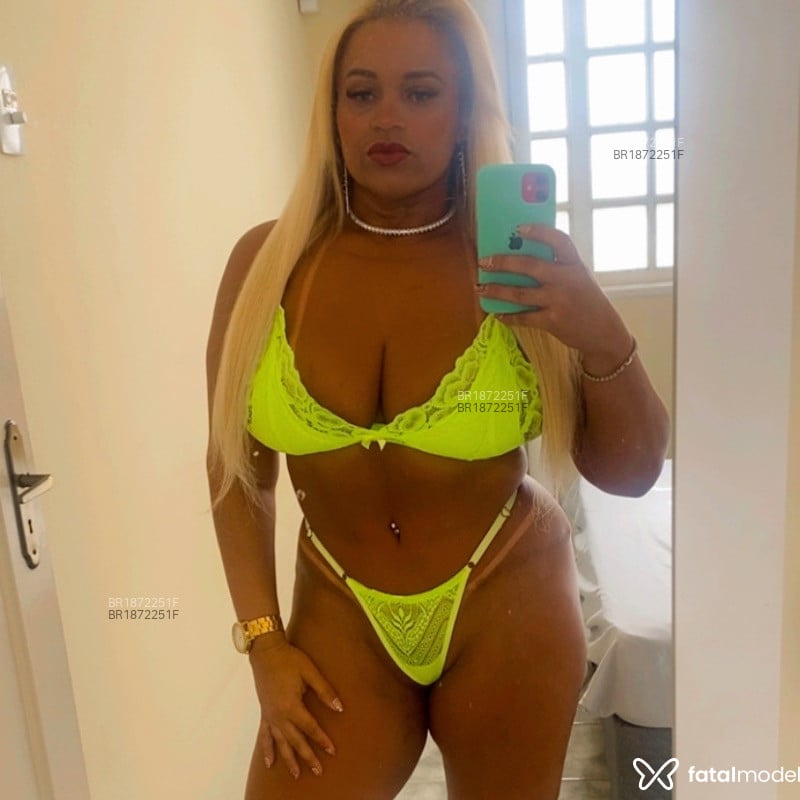 Acompanhante Rubi Kitarianas - Feed