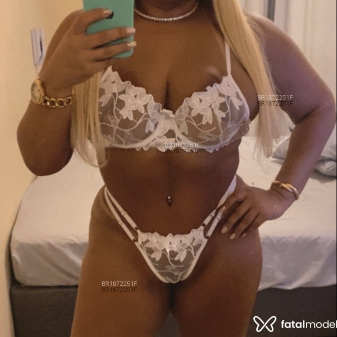 Acompanhante Rubi Kitarianas - Feed