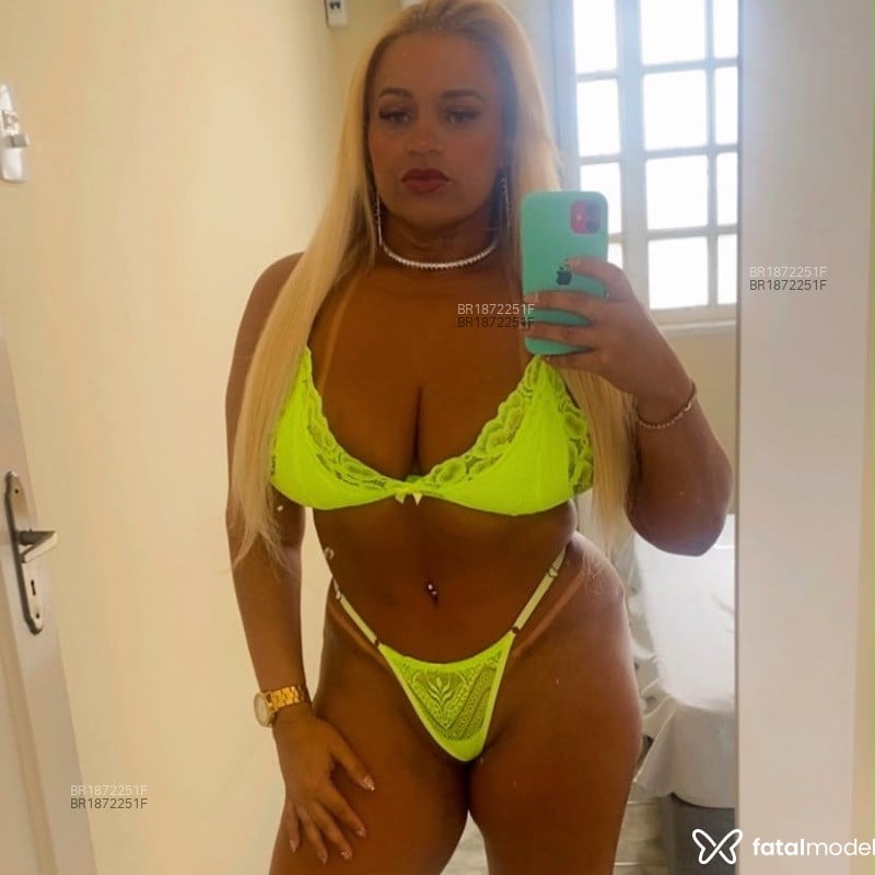 Acompanhante Rubi Kitarianas - Feed