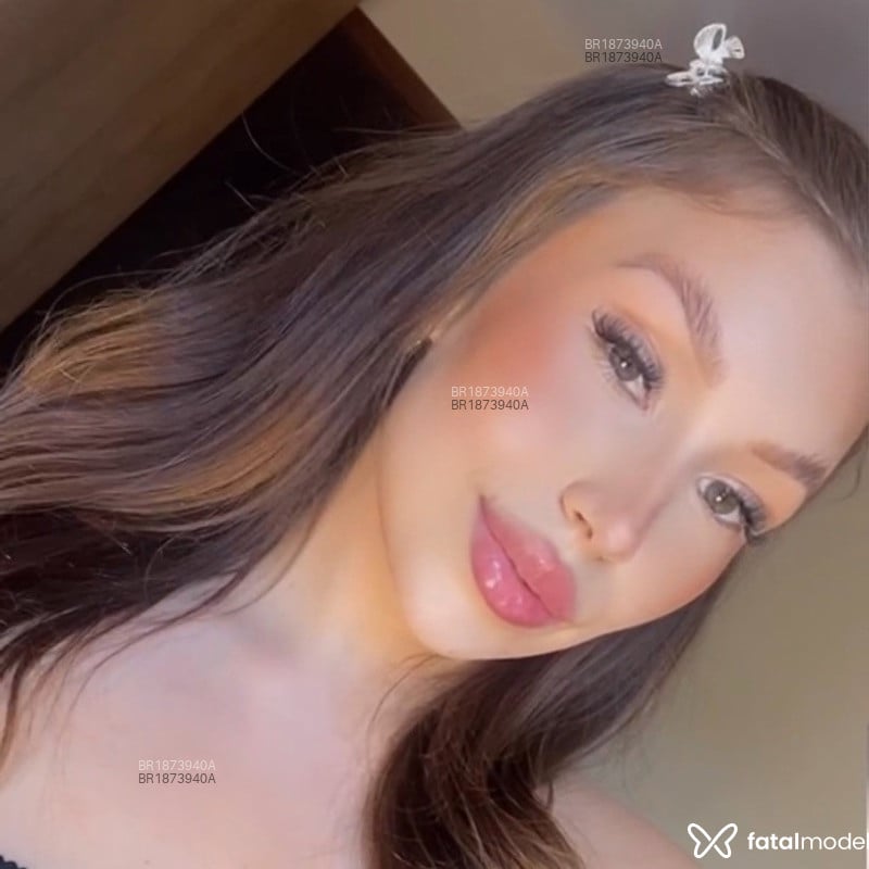 Acompanhante Melanie - Feed