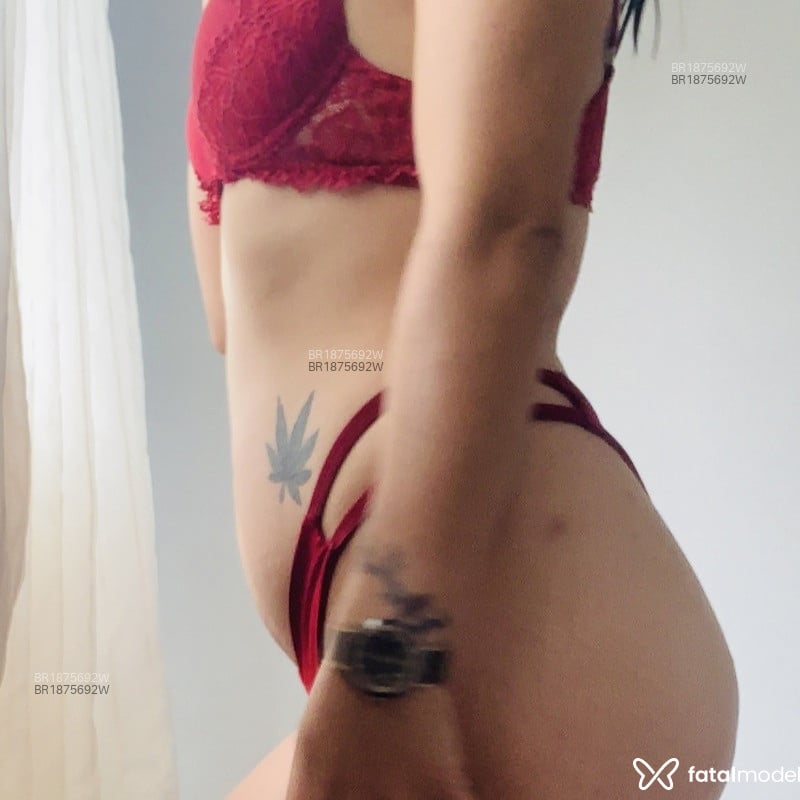Acompanhante Lívia - Feed