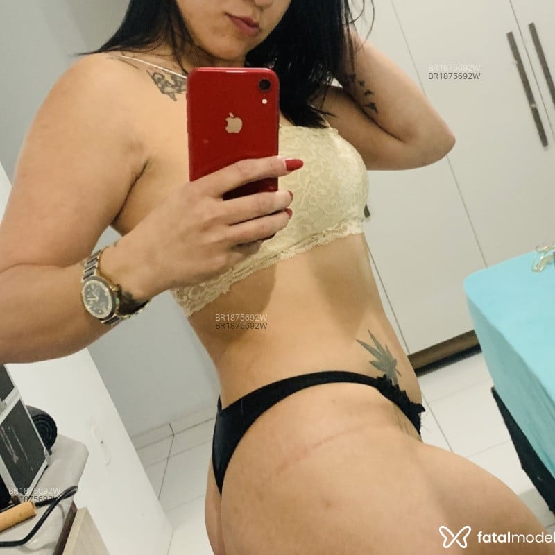 Acompanhante Lívia - Feed