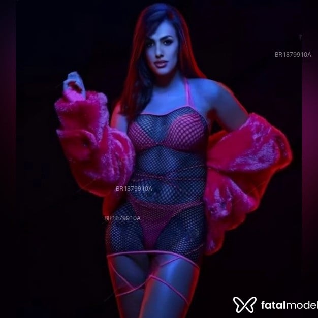 Acompanhante Yasmin Velask - Feed