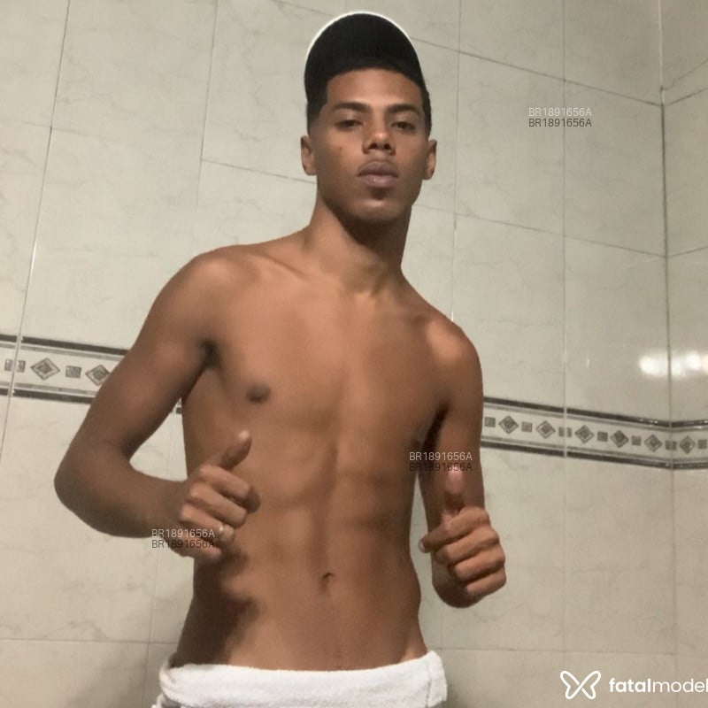 Acompanhante Pablo - Feed