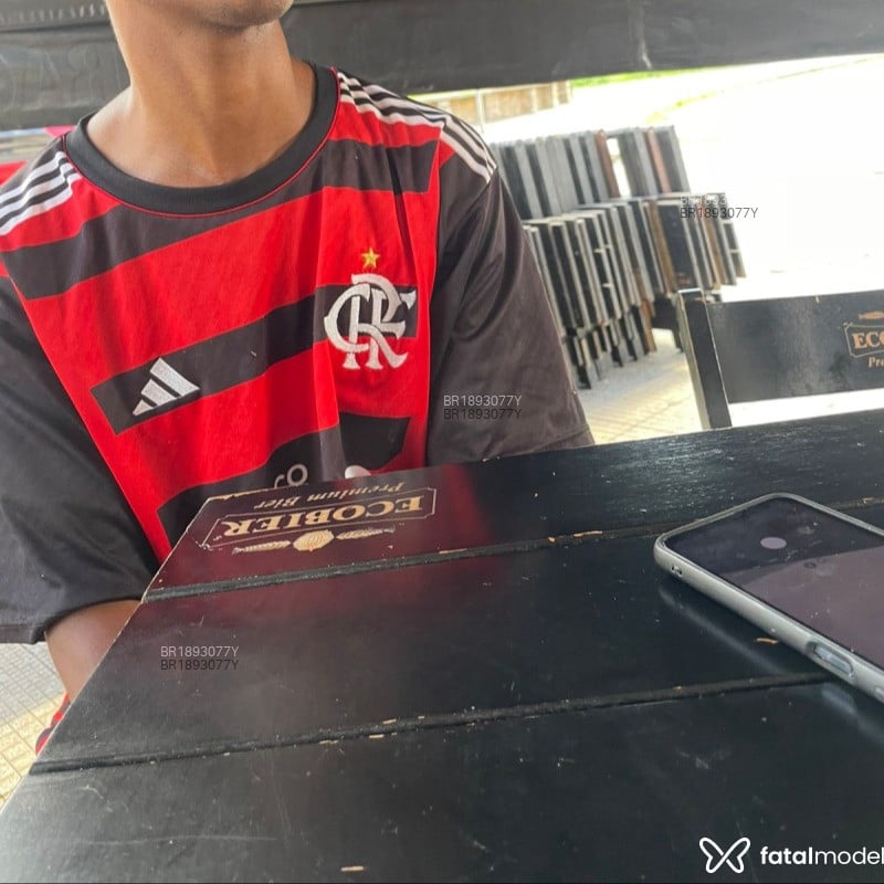 Acompanhante Michael - Feed