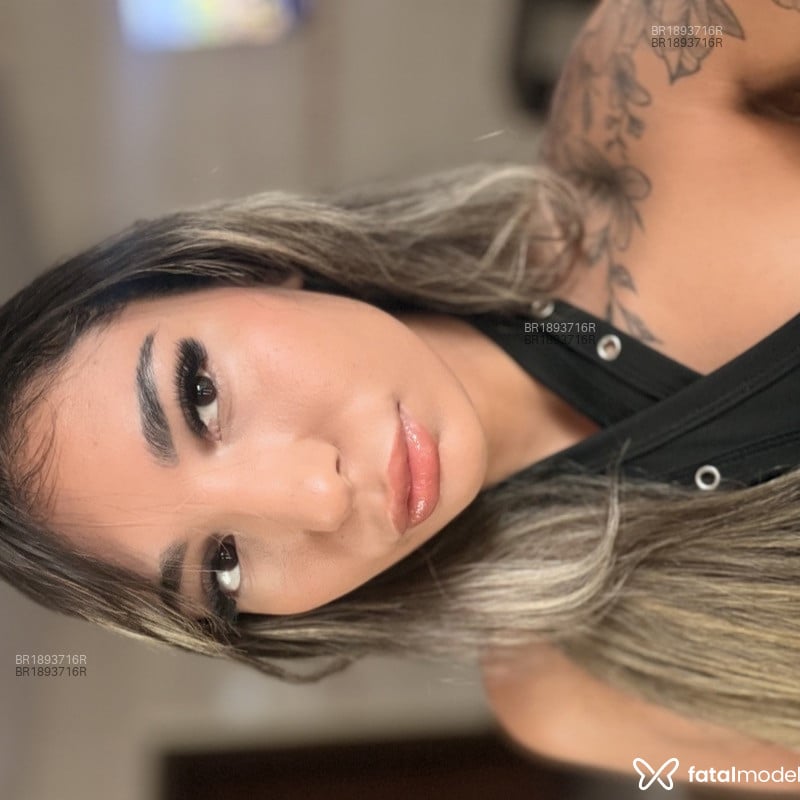 Acompanhante Sophia - Feed