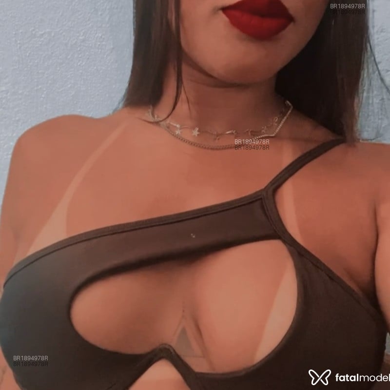 Acompanhante Paloma - Feed
