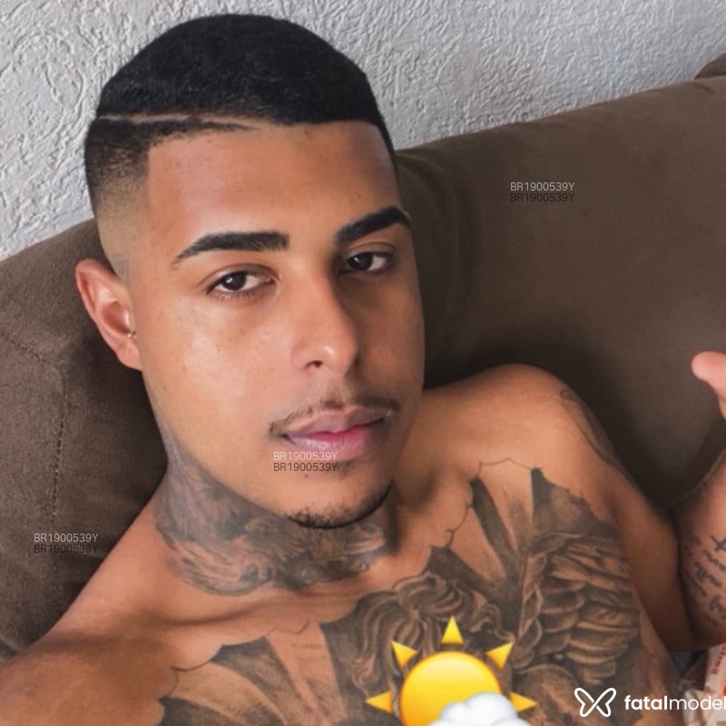 Acompanhante Lucas Bueno - Feed