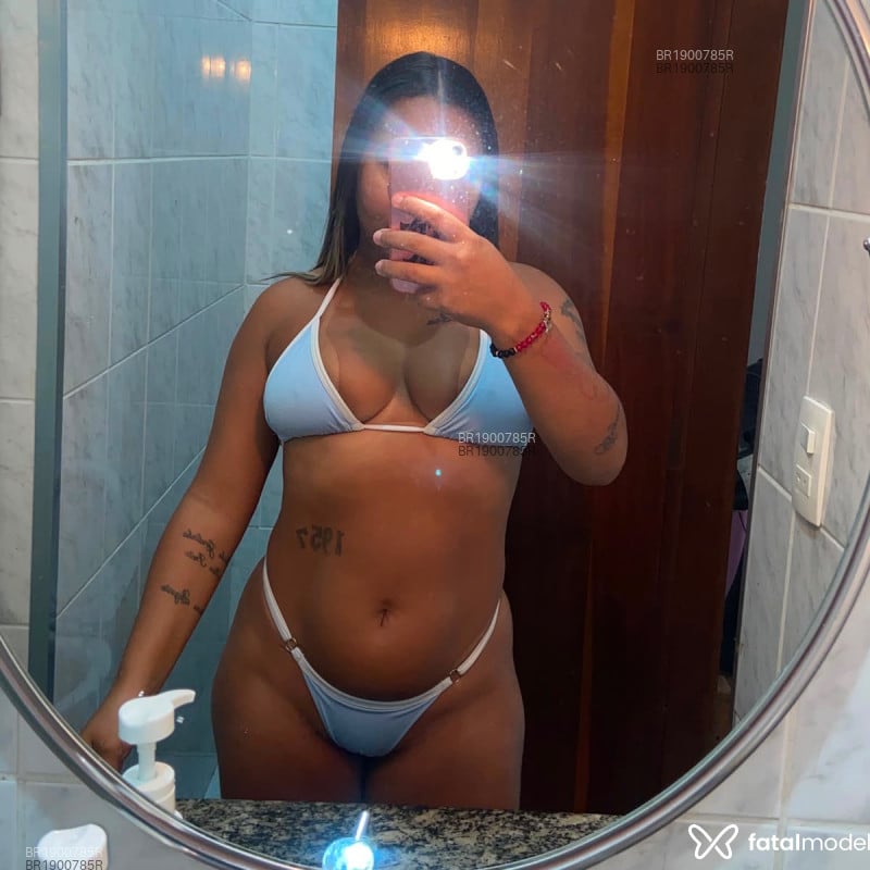 Acompanhante Gaby - Feed