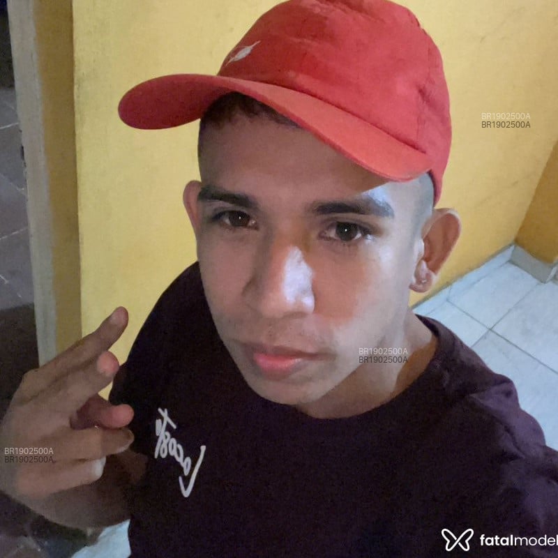 Acompanhante Tomaz Guilherme - Feed