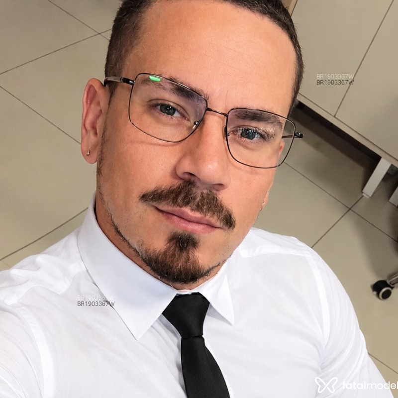 Acompanhante Carlos Eduardo - Feed