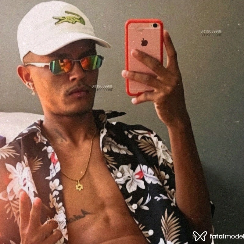 Acompanhante Igor Barbosa - Feed